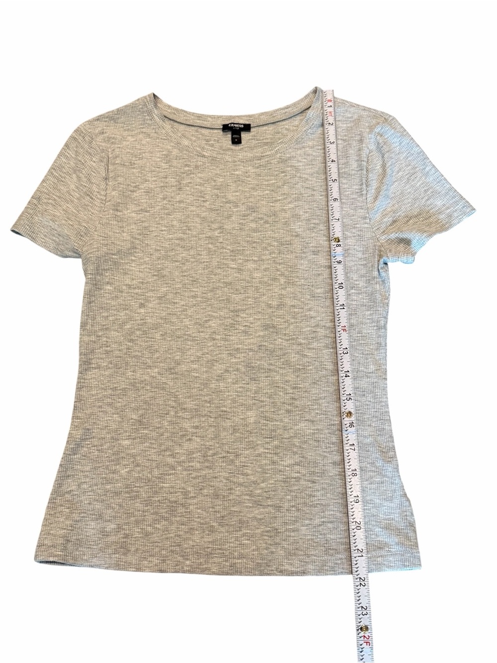 Express Essential Fitted Ribbed Tee - Picture 5 of 6